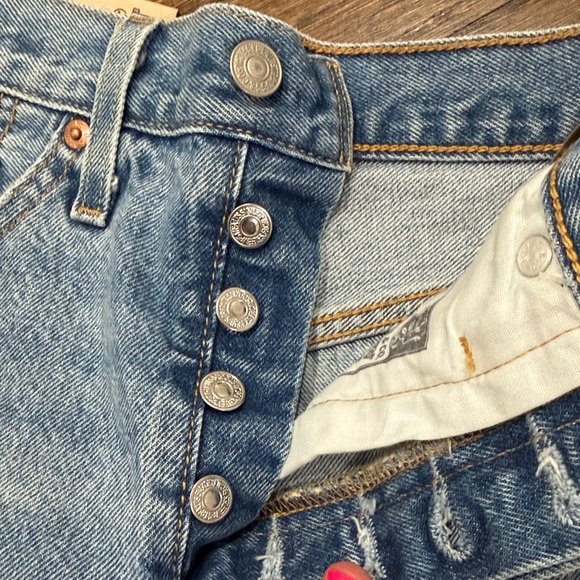 Levi's Light Blue Distressed Jean Shorts - Picture 7 of 7